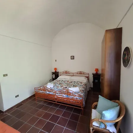 Casa Titty *